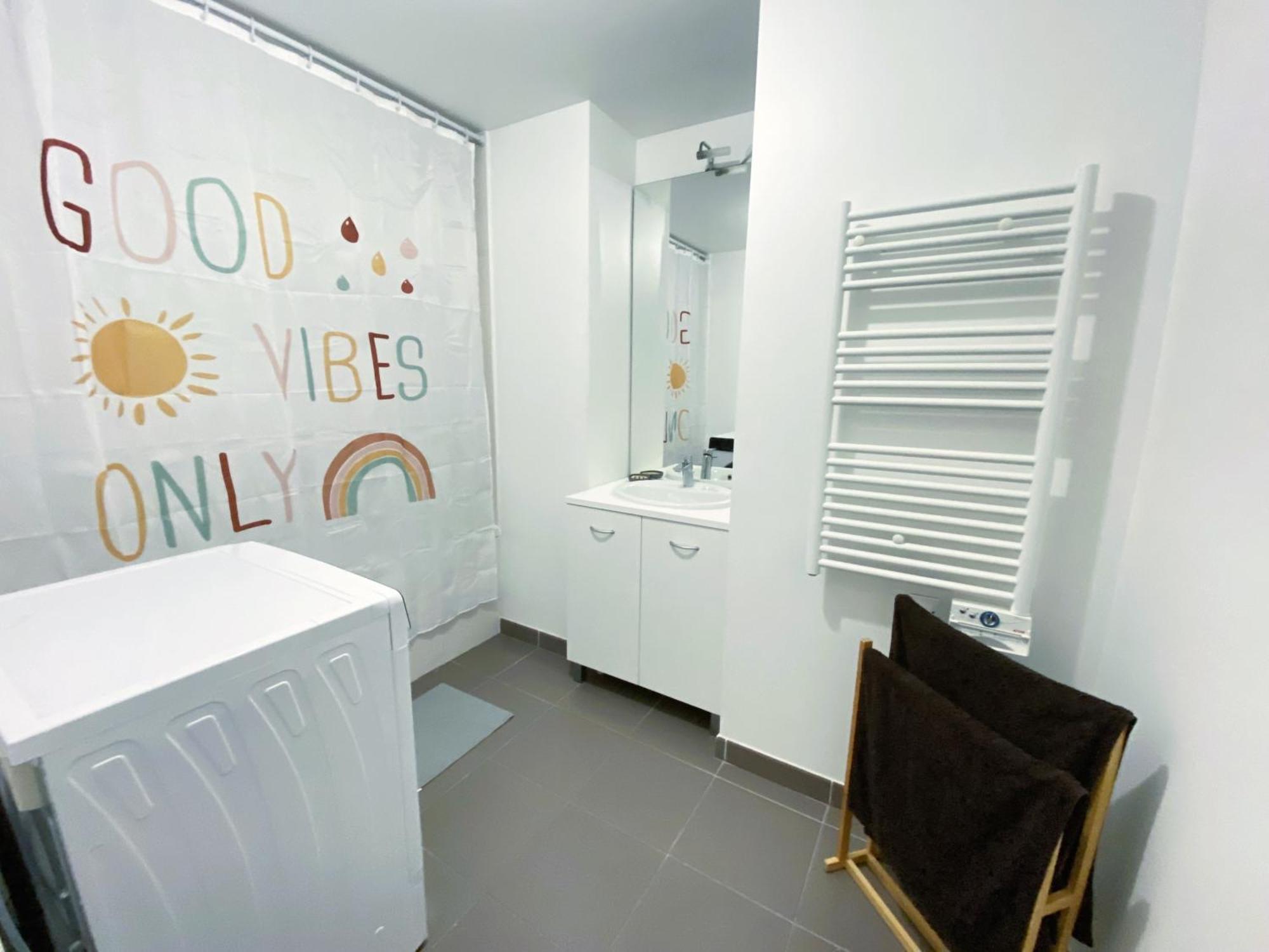 New Joliette Comfortable Apartment Well Located With Private Parking 马赛 外观 照片
